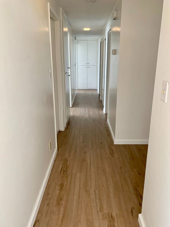 Photo - 4 bedroom 2 bath 2 car garage in Rocklin