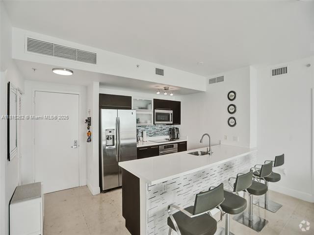 Building Photo - 90 SW 3rd St Rental
