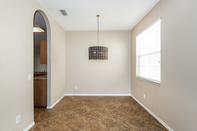 1235 Brooke View Dr