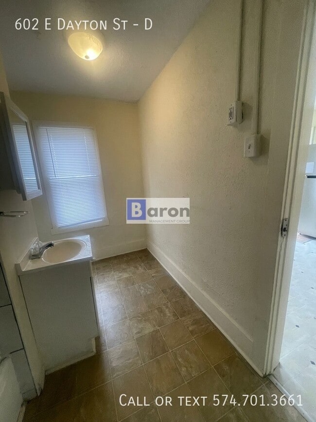 Photo - 602 E Dayton St Unit D