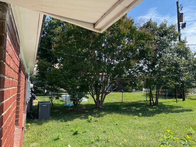 Photo - 409 N Jackson St