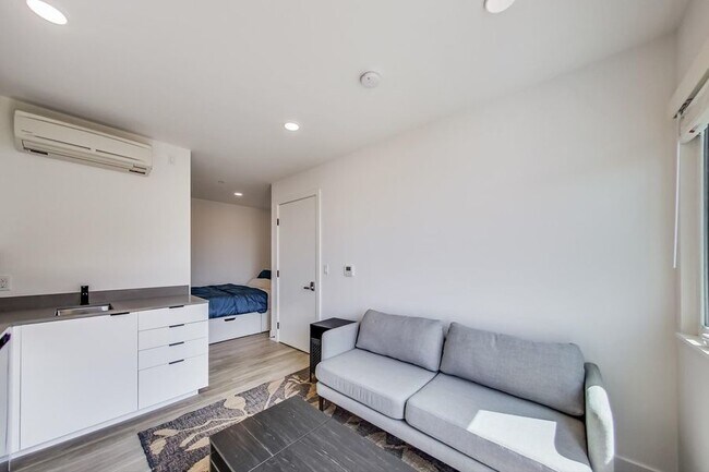 Photo - Artthaus Mandela: New Luxury Apartments! 4... Unidad B