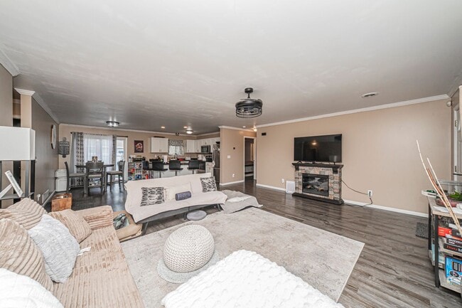 Photo - Please View 3D Virtual Walk-Through Before Scheduling a Showing