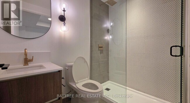 Photo - 1285 Queen St E Unit 316