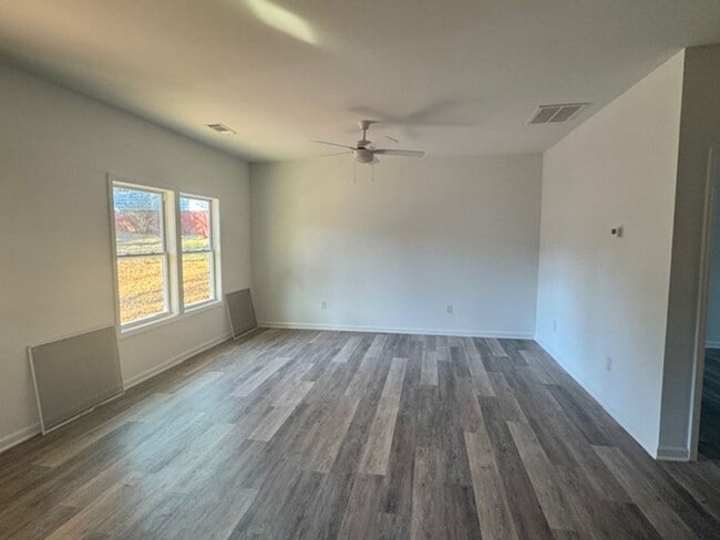 Photo - 20 Sanford Ave Unit A