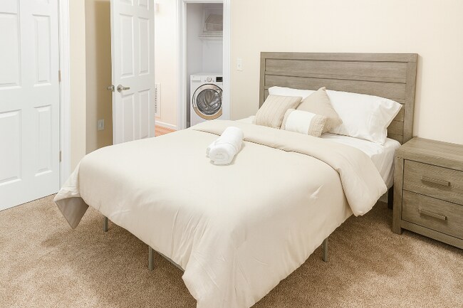 Photo - 2221 Mountain Mist Ct Unidad 102