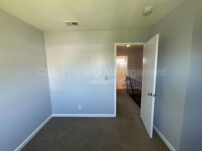 Photo - 292 Grecia Ct