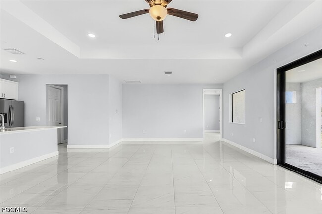 Photo - 2427 Tropicana Parkway W