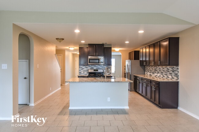 Photo - 14008 Shivers Cv