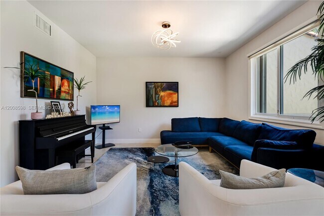 Photo - 13636 Deering Bay Dr