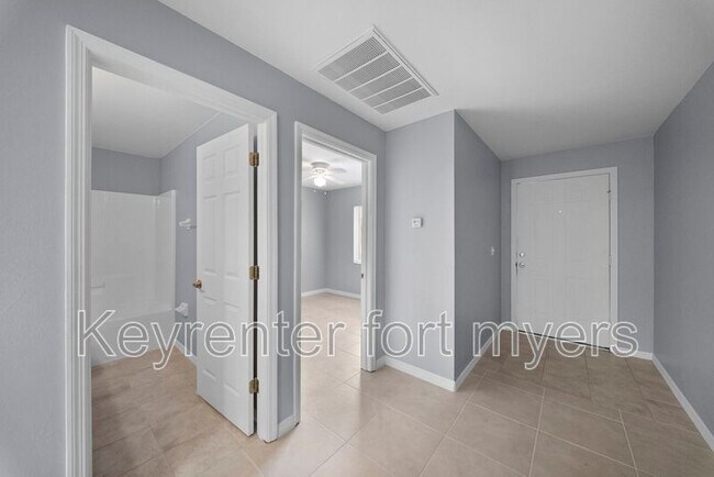 Photo - 4838 29th St SW