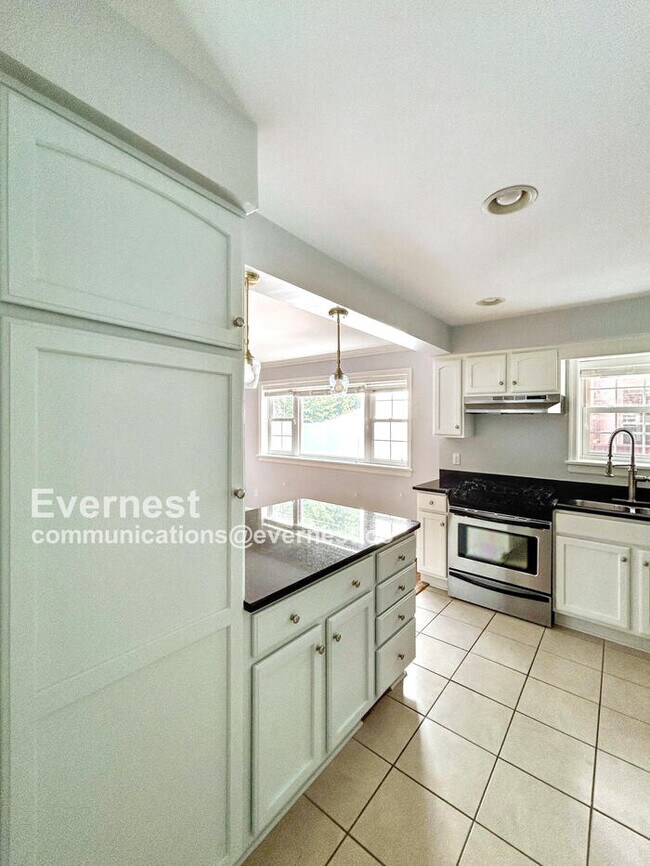 Photo - 4520 Grove Ave Unidad u4