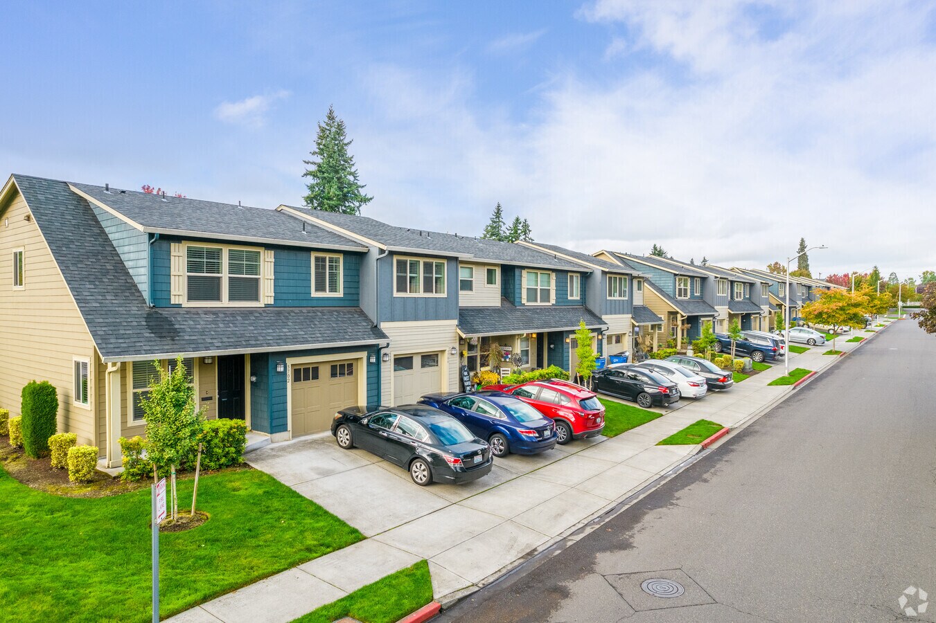 Royal View Townhomes - Royal View Townhomes