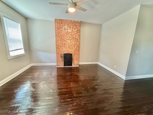 Photo - 513 E Ormsby Ave Unit 2