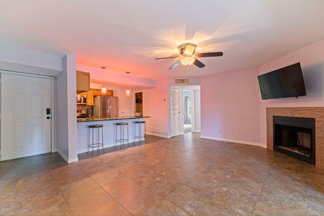 Photo - 9100 Dr M.L.K. Jr St N Unit 1204