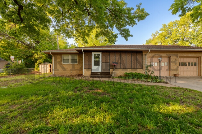 Photo - 1021 W 20th St N House