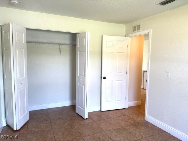 Building Photo - 11 NE 16th Pl Rental