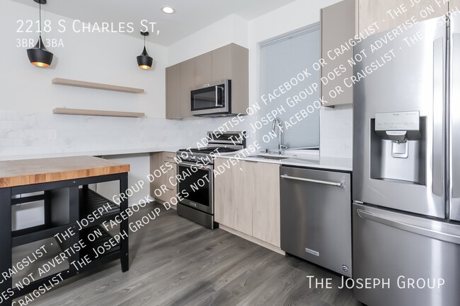 Photo - 2218 S Charles St