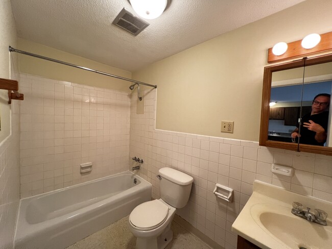 Photo - 39 Dinan Dr Unit 19