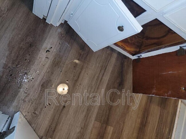 Photo - 189 E South St