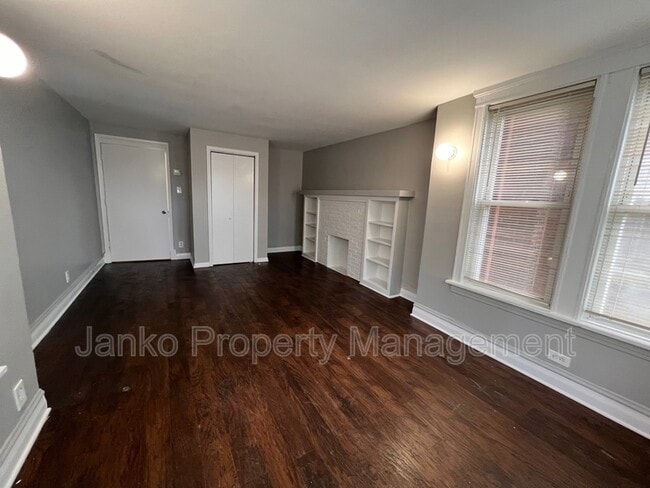 Photo - 8137 S Evans Ave Unit 2