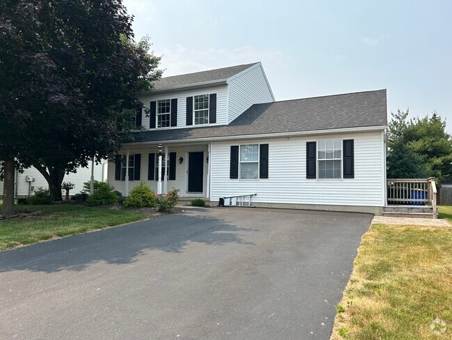 Building Photo - 3703 Wheatland Dr Rental