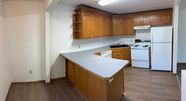Photo - $1,495 / 2br - 947ft2 - Newly updated 2 bed 1 bath Northside House #1527 Dog Friendly!