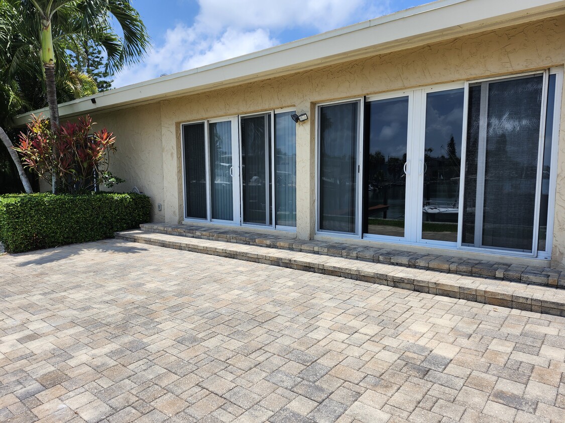 Photo - 345 Capri Blvd (Treasure Island, FL)