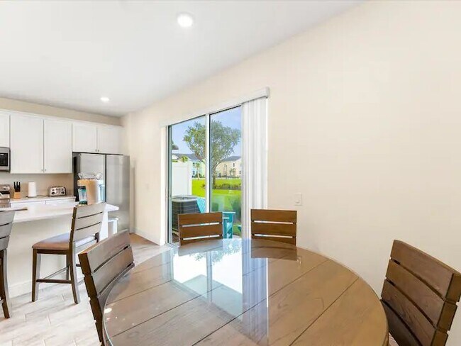 Photo - 2967 Castaway Ln