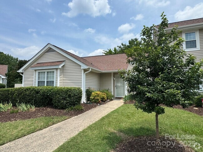Building Photo - 7801 Renaissance Ct Rental