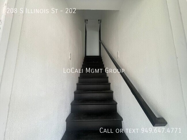 Photo - 208 S Illinois St Unit 202