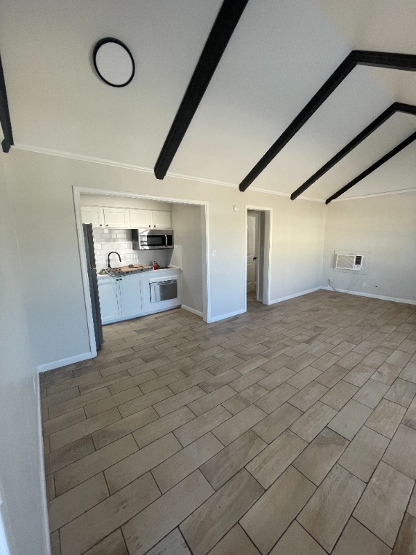 Photo - 1604 S Denver Ave. Unidad 1604 S Denver Ave  7