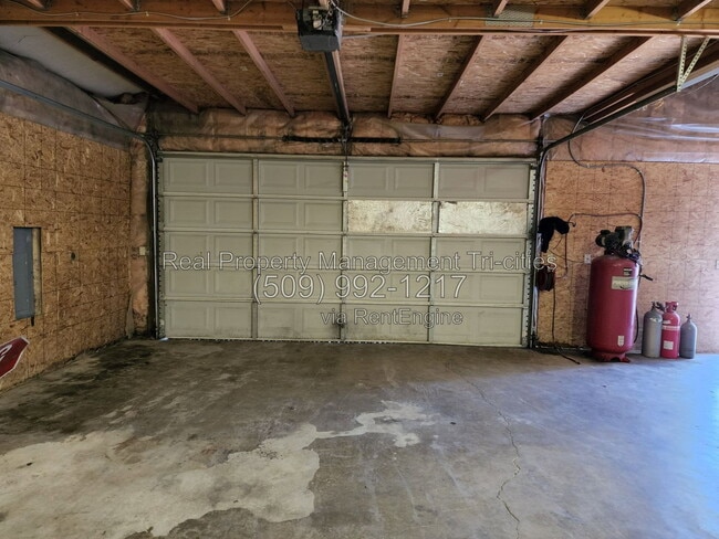Photo - 901 E 26th Ave