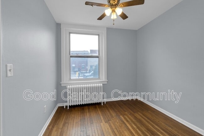 Photo - 131 Allen St Unit 2