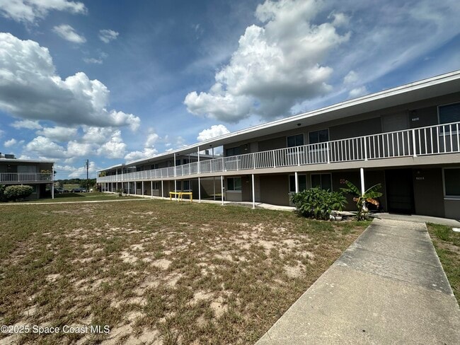 Building Photo - 800 N Fiske Blvd Unit 709 Rental