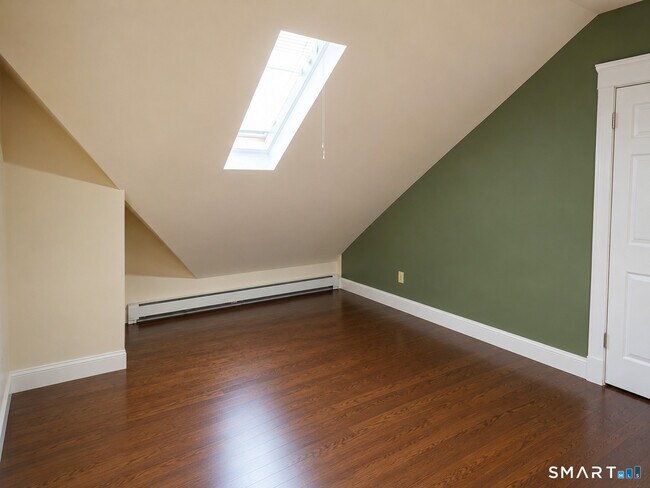 Photo - 122 Atwater St Unit 3
