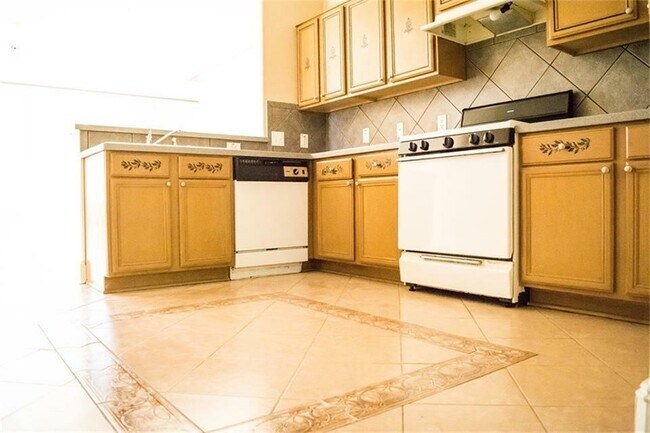 Photo - 19303 Camellia Knoll Trail