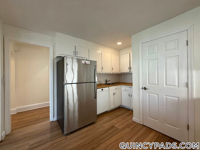 Photo - 522 Hancock St Unidad B