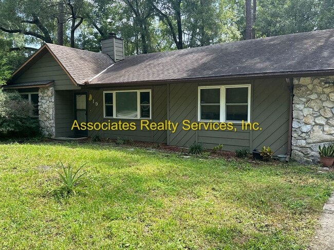 Building Photo - Westchester Manor 3br/ 2ba wonderful SW location!