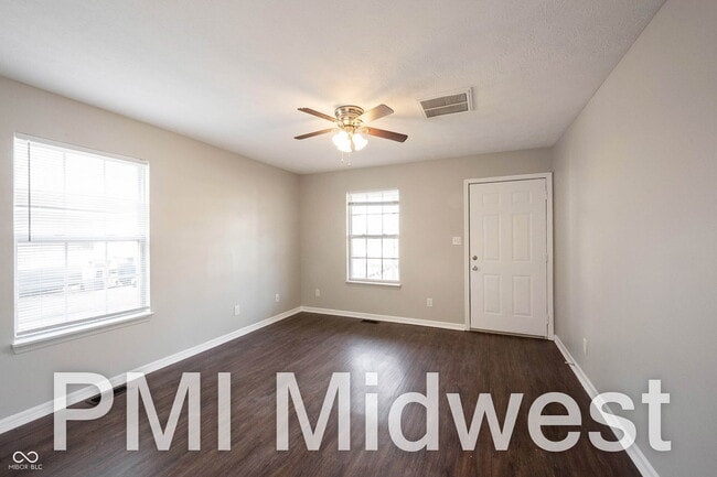 Photo - 1365 Mulberry St.