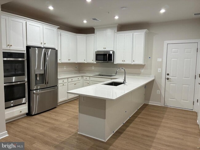 Photo - 1014 Mays Ln