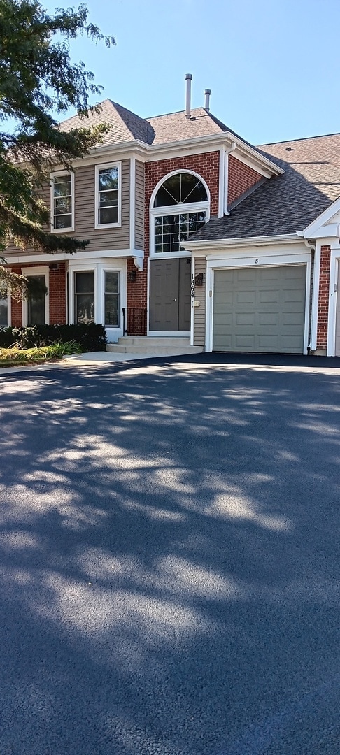 1864 Fox Run Dr