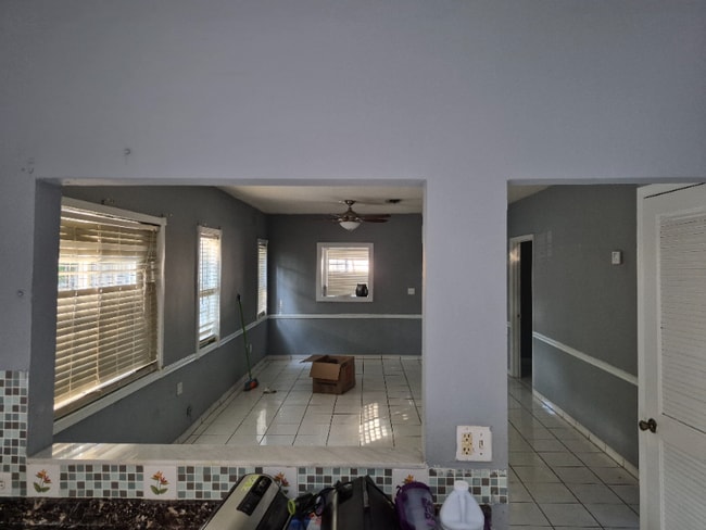 Photo - 1068 NW 31st St