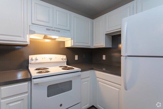 2BR,2.5BA - Apartments on 20th