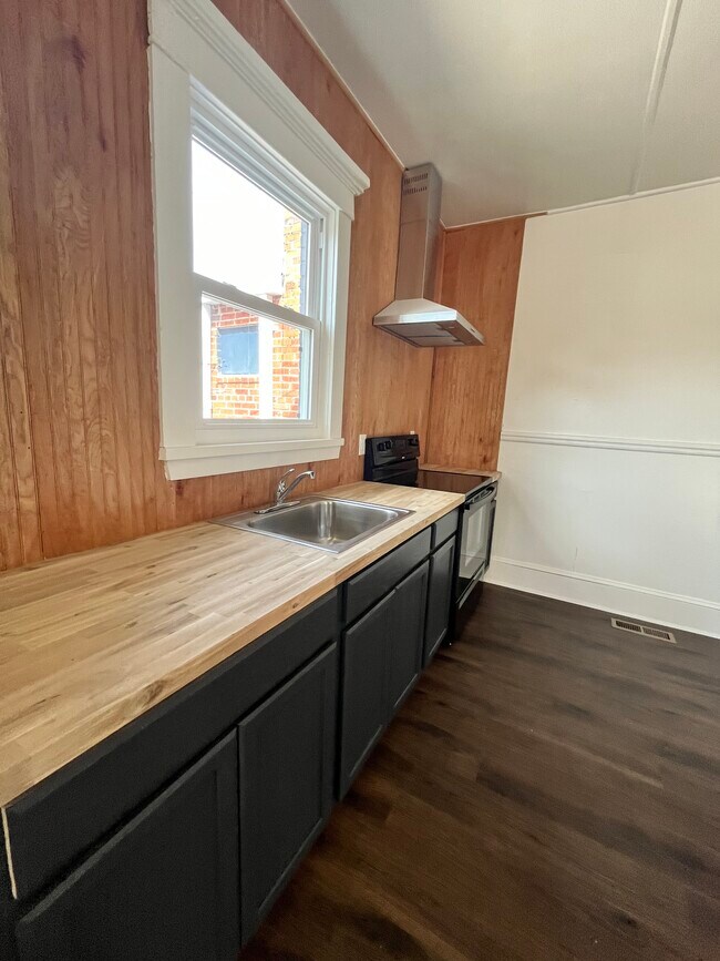 Photo - 1906 Carolina Beach Rd