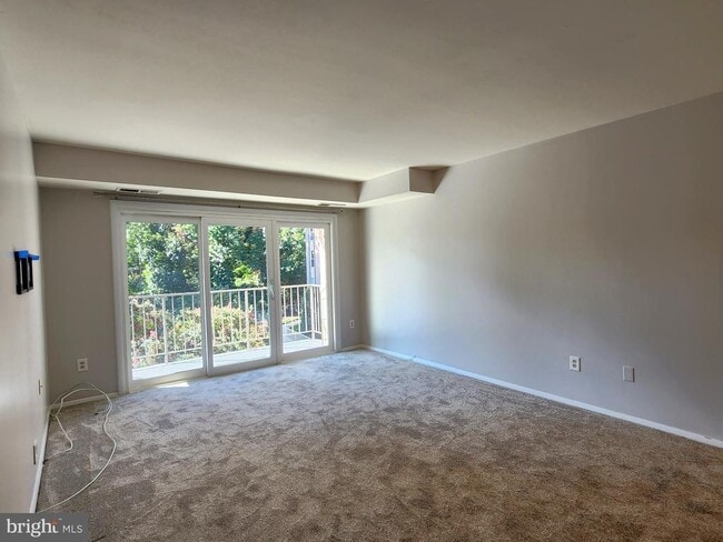 Photo - 11915 Parklawn Dr Unit 202