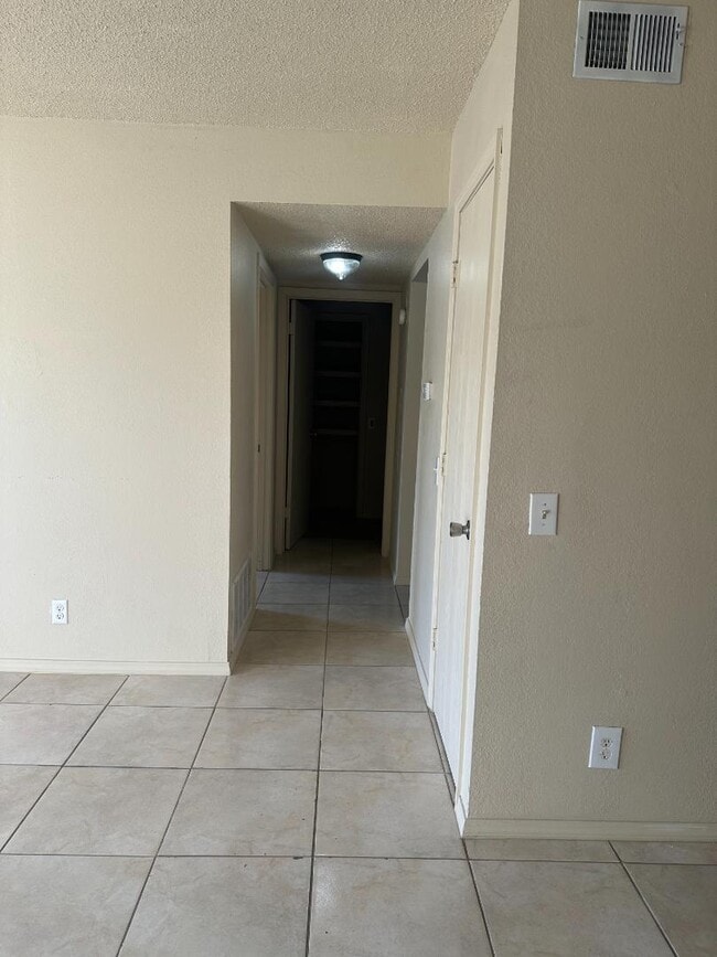 Photo - 121 Fairway Ave