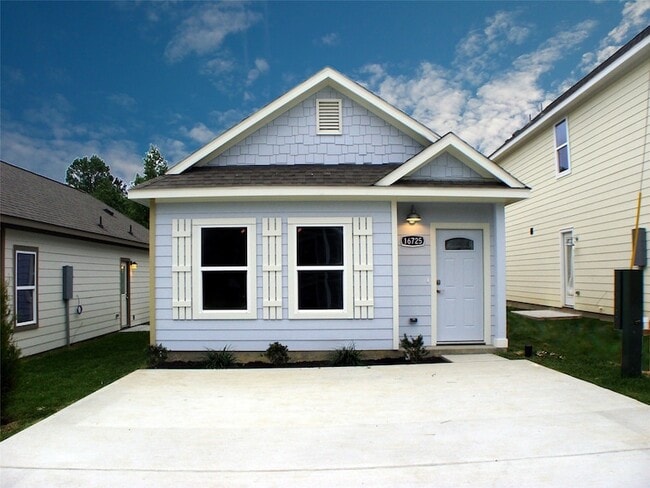 Building Photo - 16725 Stonefield St Rental