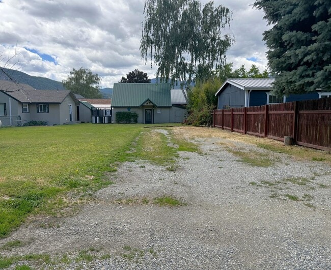 Photo - Charming 1-Bedroom Home – All Utilities Included!