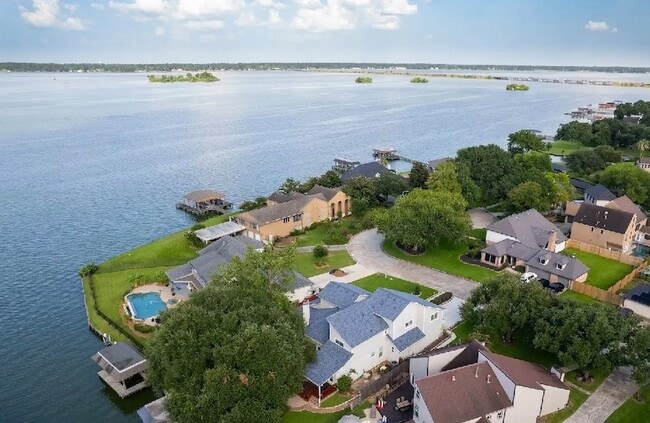 Photo - 8311 Amber Cove Dr